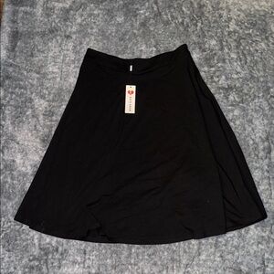 NWT Kate Kasin Classic Black skirt size XL